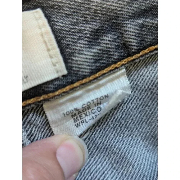 Levi's Vintage Red Tab Distressed Dirty Grunge Gray 501 Jeans Men's 32x32 Button - Picture 4 of 9